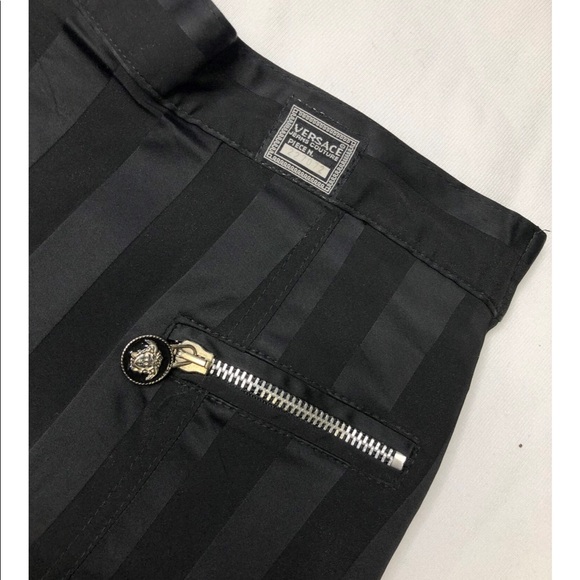 VERSACE mini skirt - Picture 3 of 3